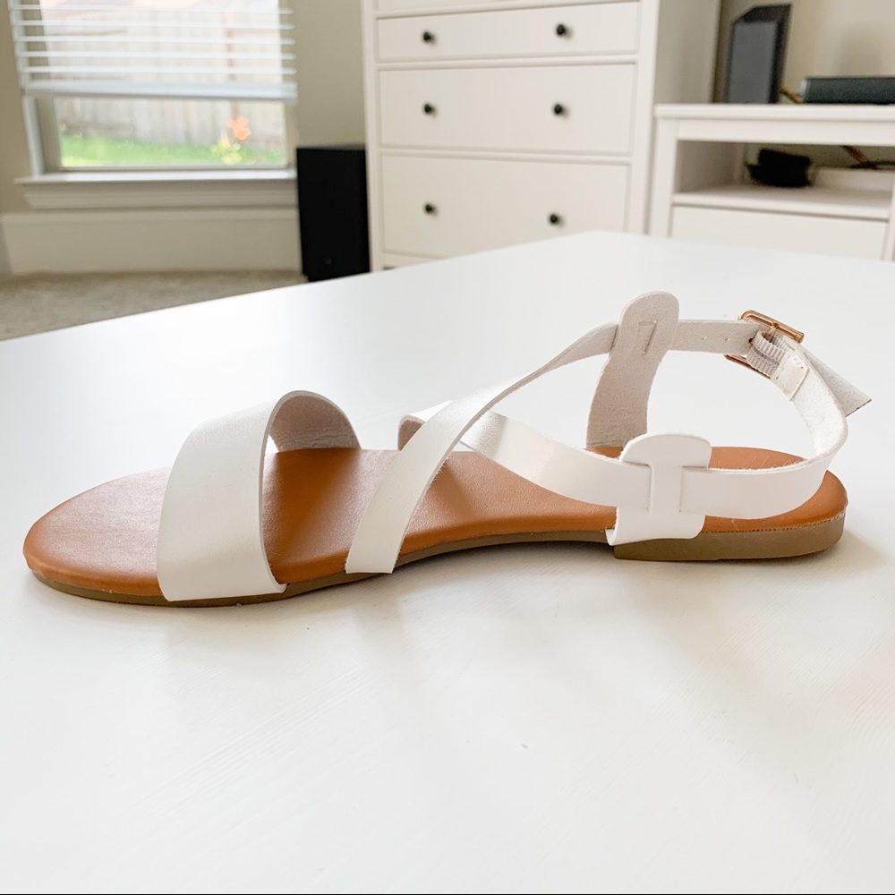 Steven Ella White Cross-Strap Sanda B16509 - Picture 3 of 7